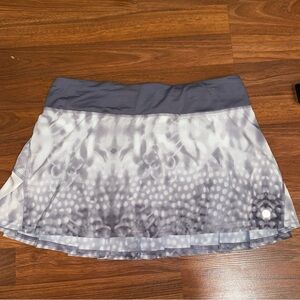 Lululemon Speed Tennis Skirt Skort 
Size 6